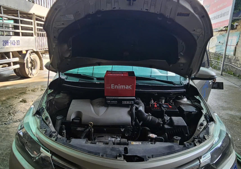 huong-dan-thay-ac-quy-o-to-4